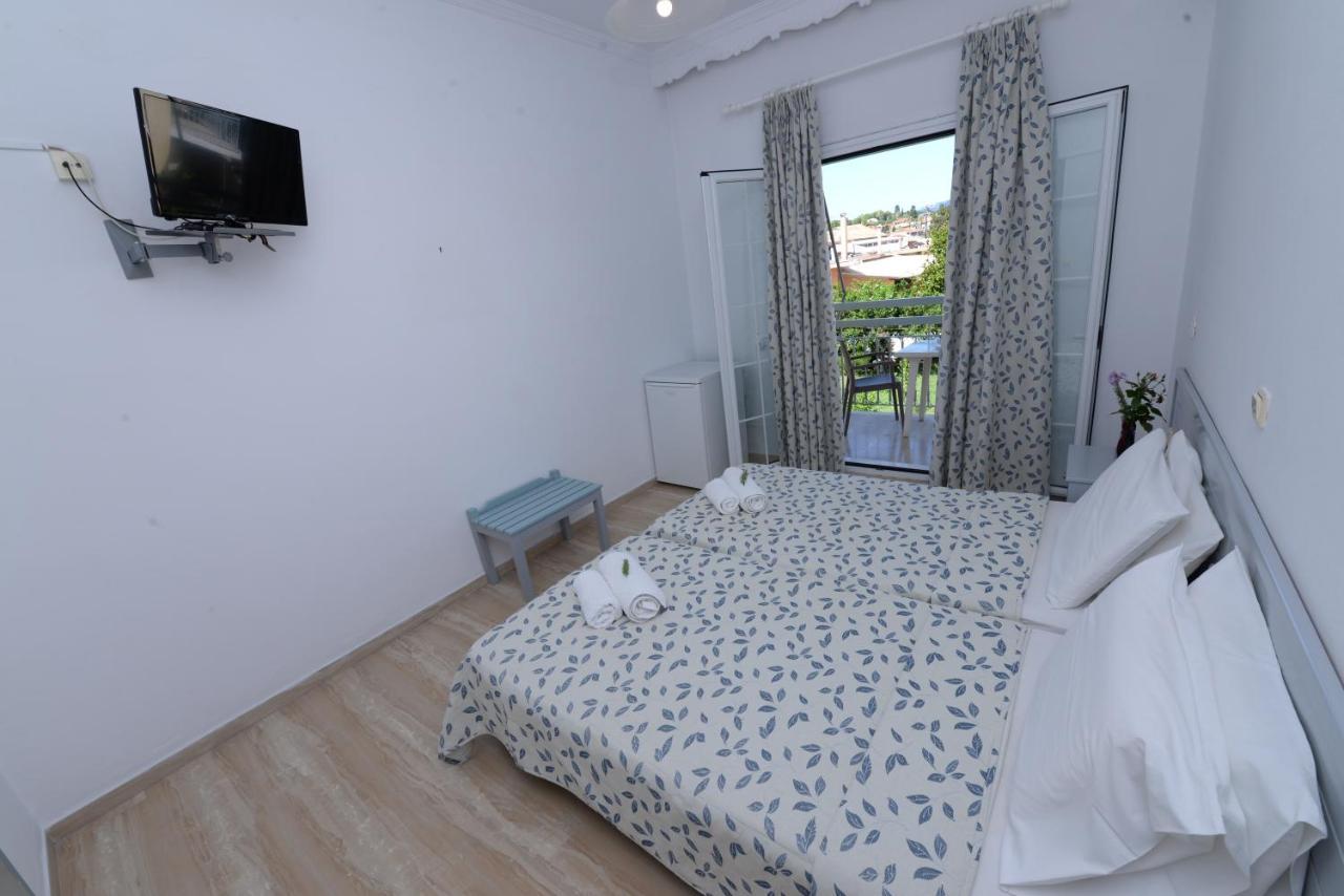 Filippas Rooms In Gouvia Esterno foto