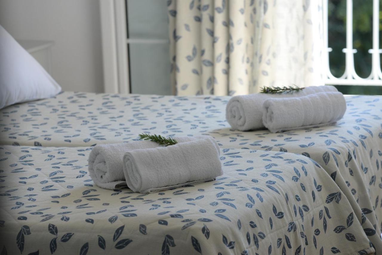 Filippas Rooms In Gouvia Esterno foto