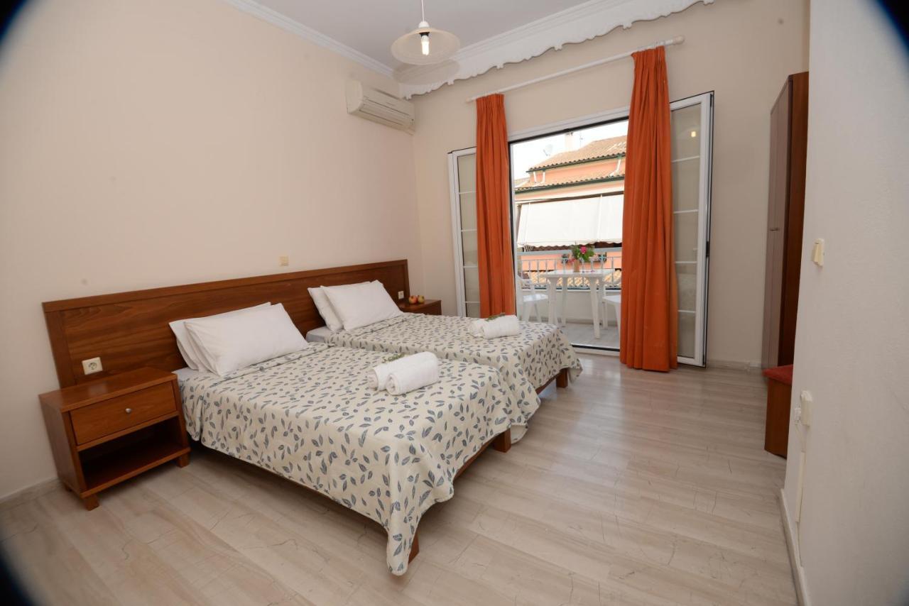 Filippas Rooms In Gouvia Esterno foto